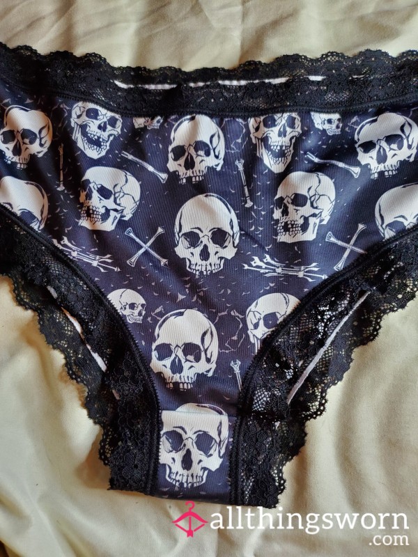 Skulls 🖤