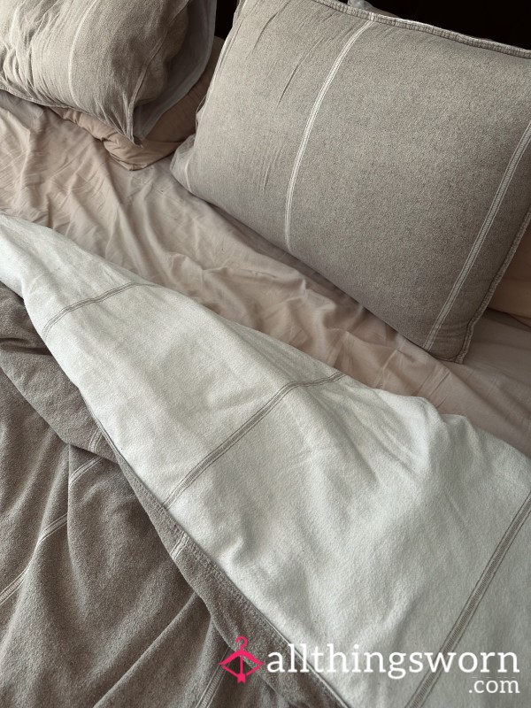 Sleep With Me… 🛏️