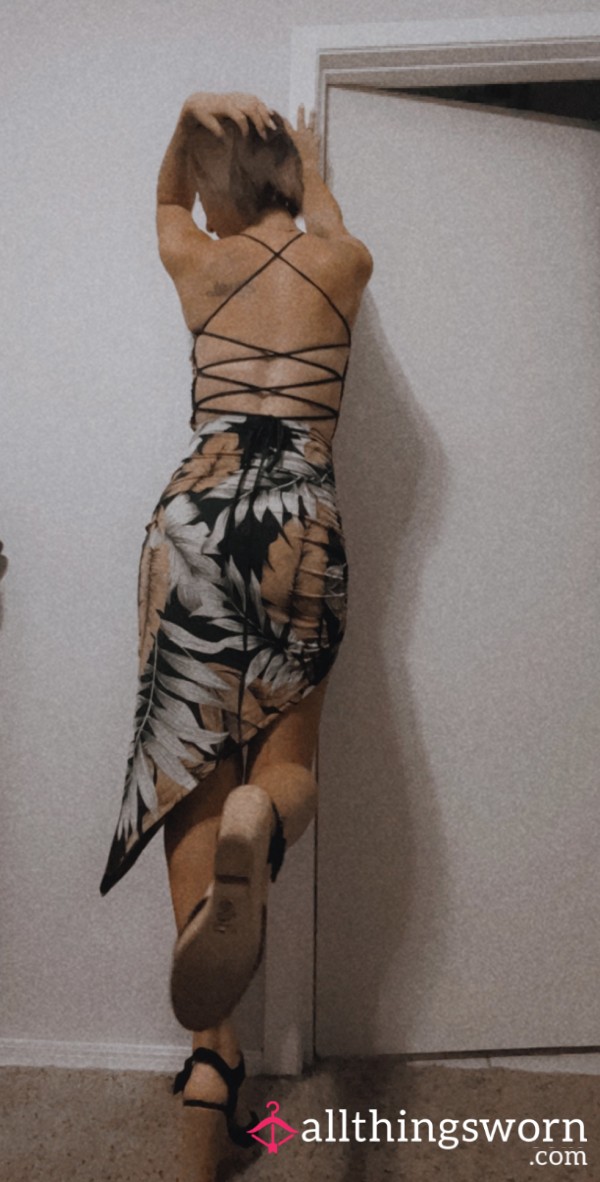 Sleeveless Black, Orange, Green Flor*l Design Dress