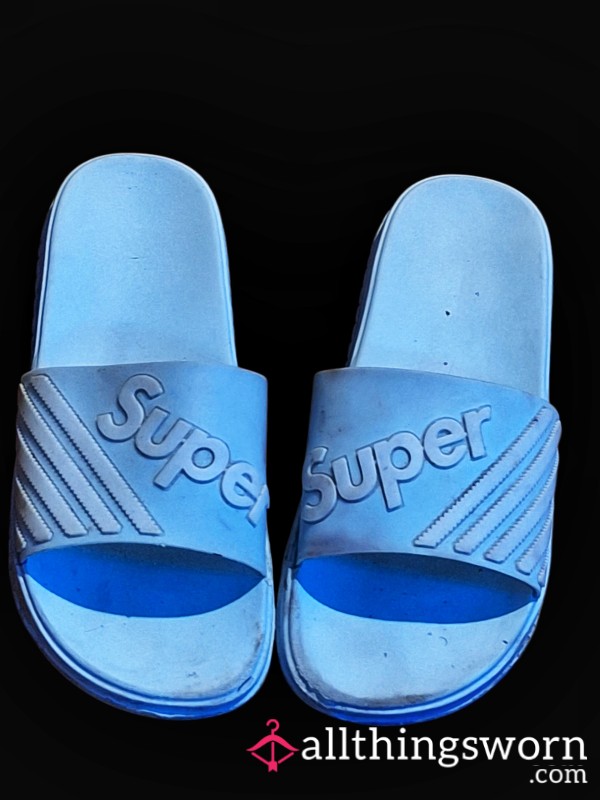 👣✨ Slide Into Comfort & Style! ✨👣 Blue 🔵 “Super” Slides – Size 11