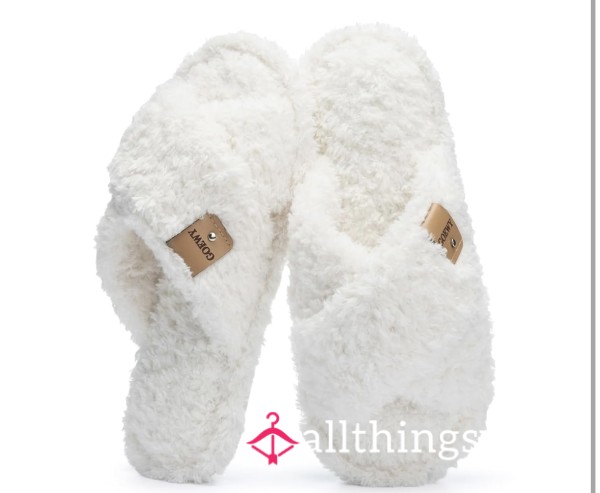 Slip-On Slippers 💟