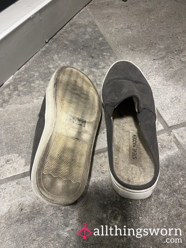 ~SOLD~Slip On Steve Maddens
