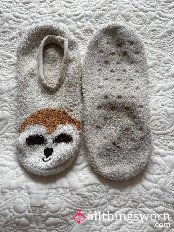 Slipper Socks 💗 Very Well Worn