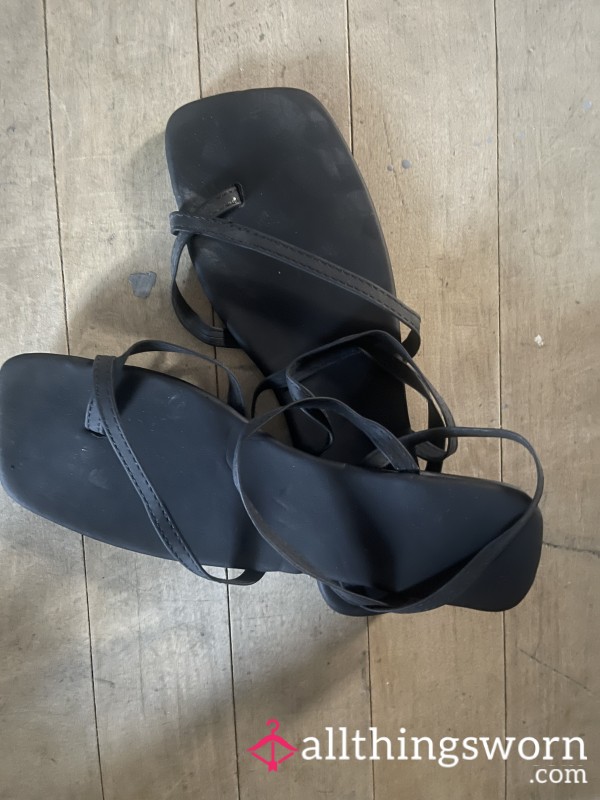 Slippers(sold)