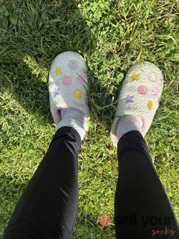SLIPPERS