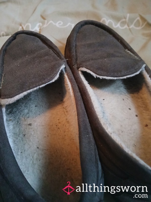 Slippers Are Very Old And Smelly