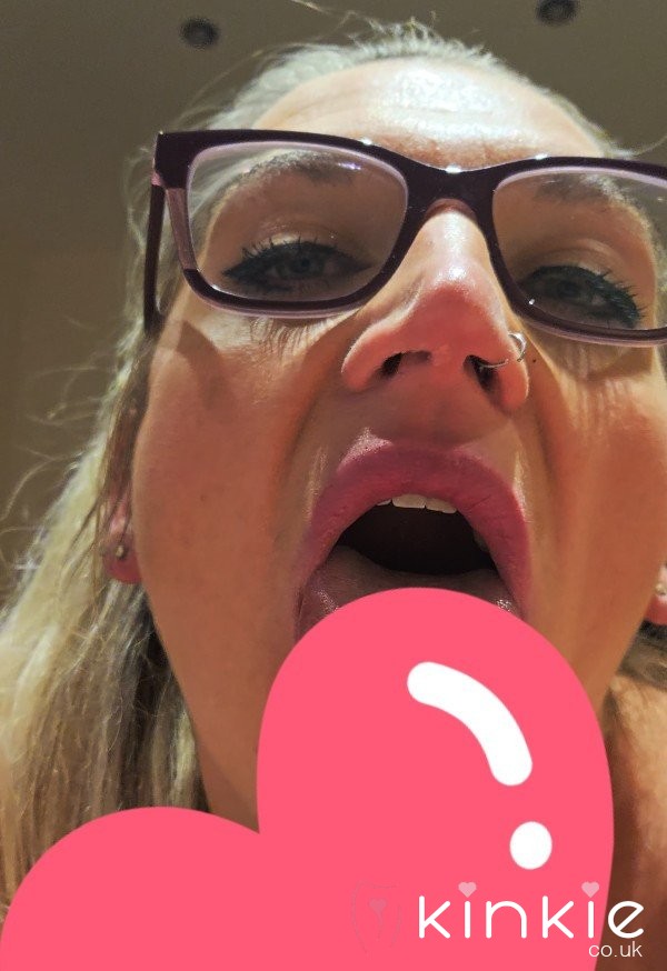 Sloppy Thick C*ck Bl** Job Pics