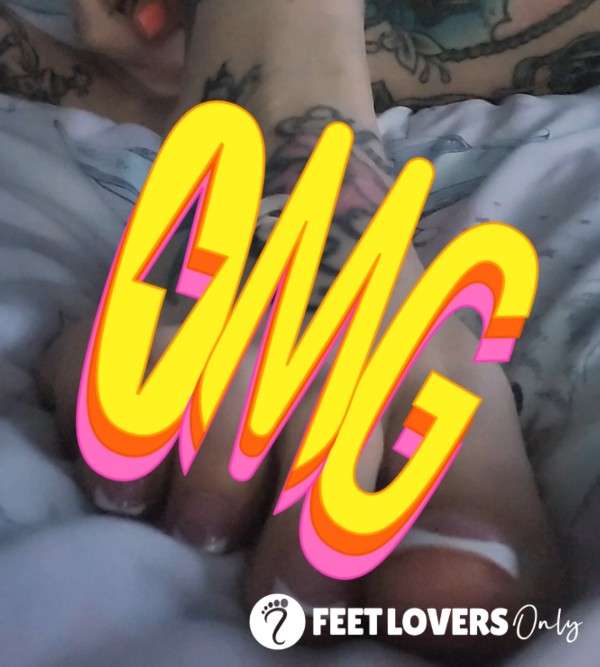Slow Foot Rub Includeds Cream