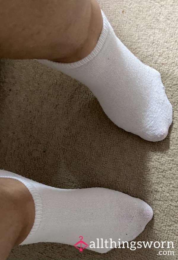 Slow Sock Removal,  1 Min 25 Secs Of Pure Tease 🧦🔥