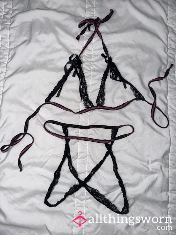 Sl*tty Little Bra And Crotchless Panty Set