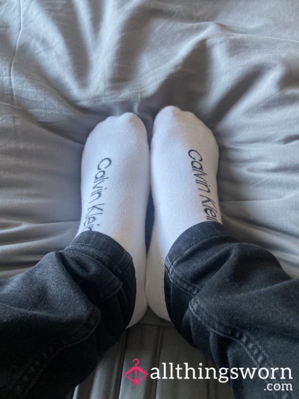 Small And Cute Feet 👣🤭🥰