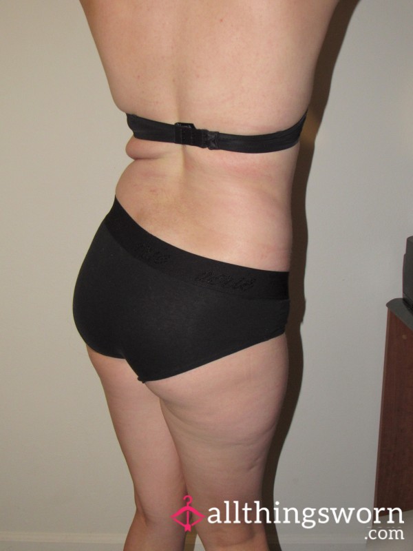 Small Black Vince Camuto Bra