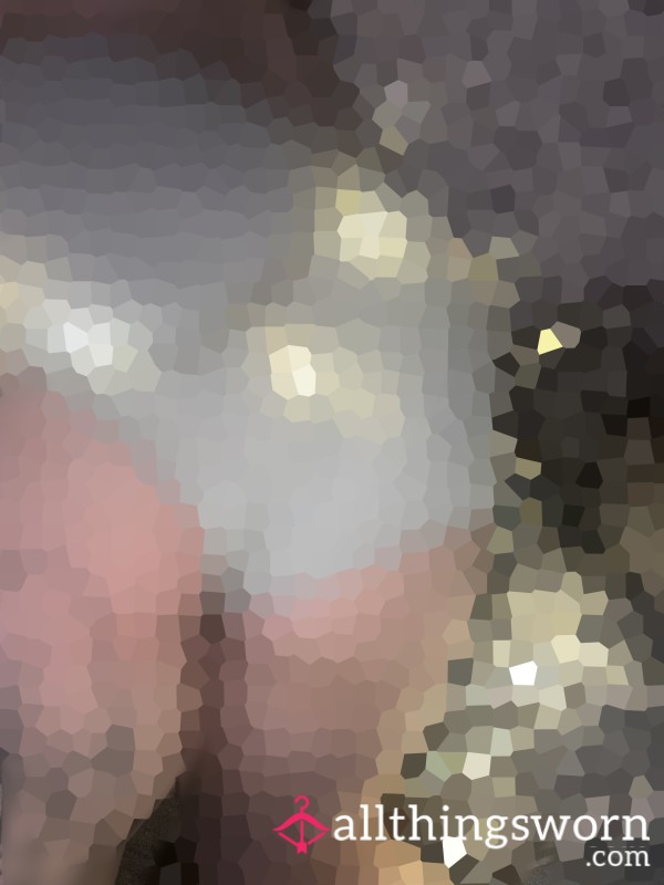 Small Collection Of Suggestive And Festive Pics 🎁💋