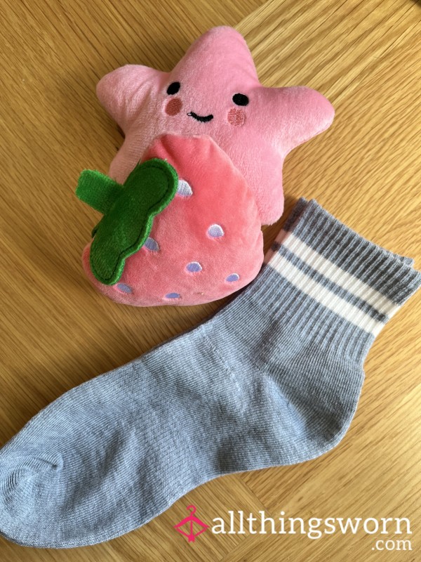 Small Feet Aussie Seller Busy Lady Cotton Gym Socks Sweaty Dirty