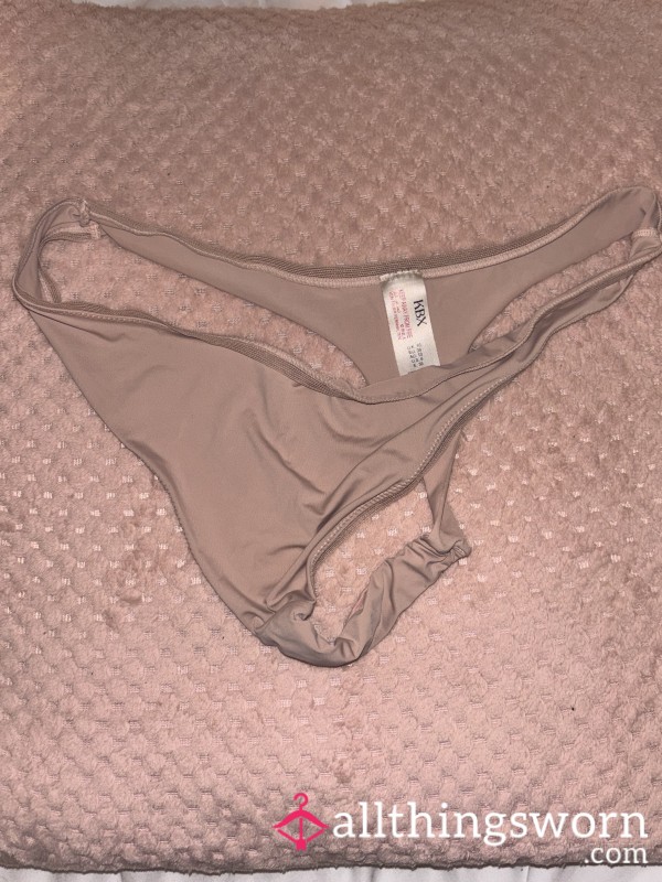 Small Nude Thong🤩