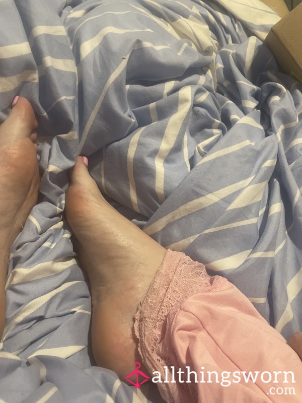Small Pretty  Freshly Manicured Feet