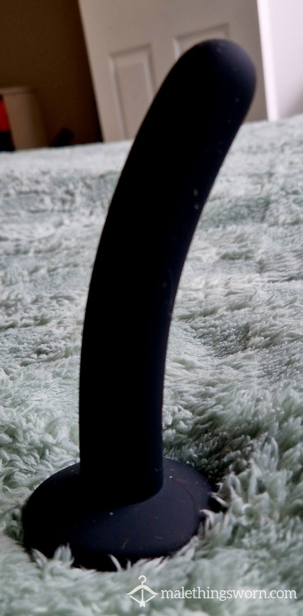 Small & Used Strap-On Di**o