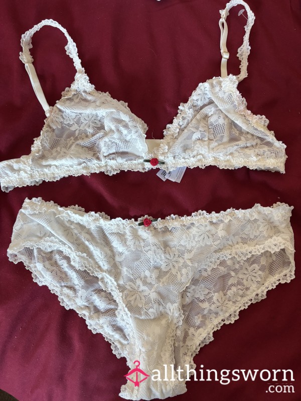 Small White Lace Bra+Panties Set👙😝