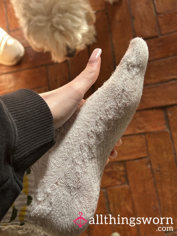 Small White Smelly Socks💋