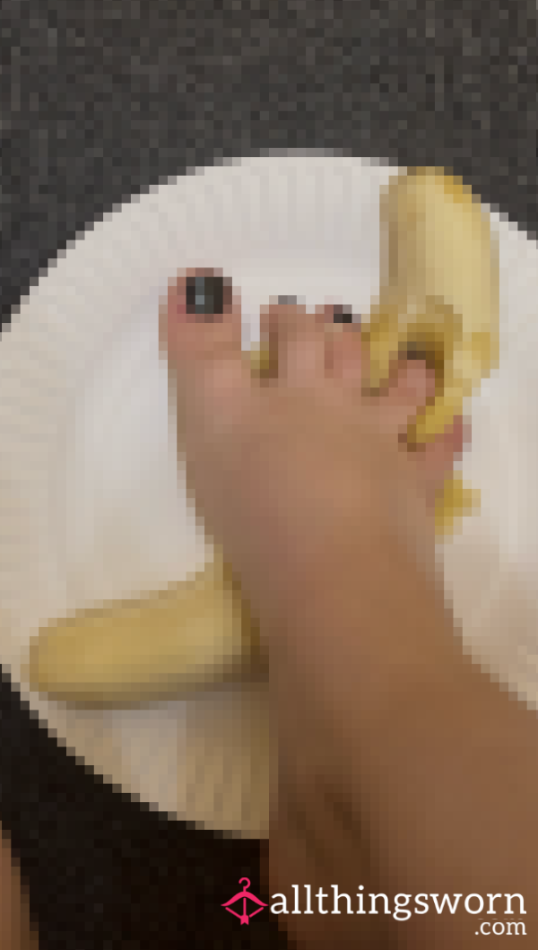 Smashing A Banana With My Bare Feet 🍌👣 - Sound Included