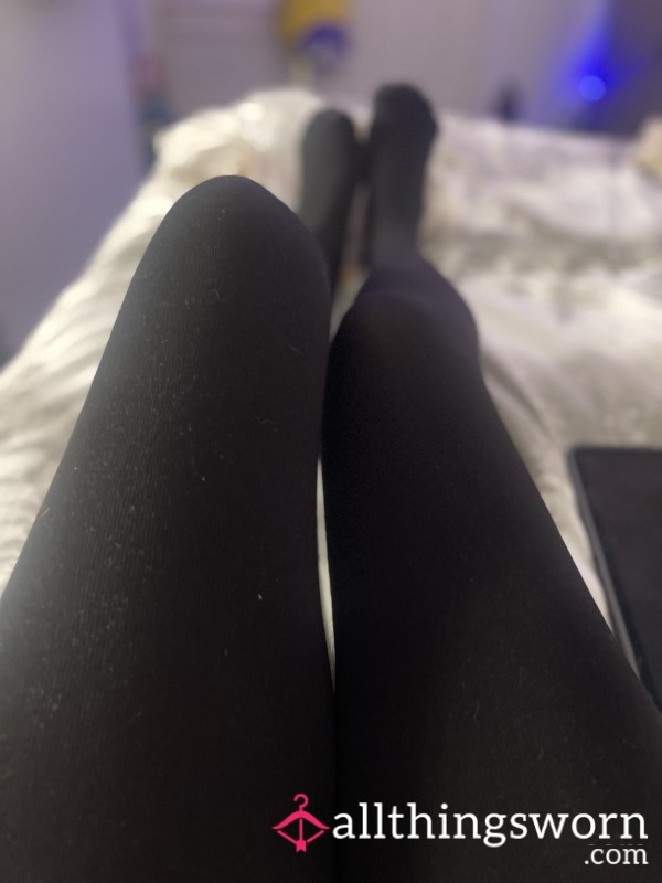 Smell Between My Legs 😈