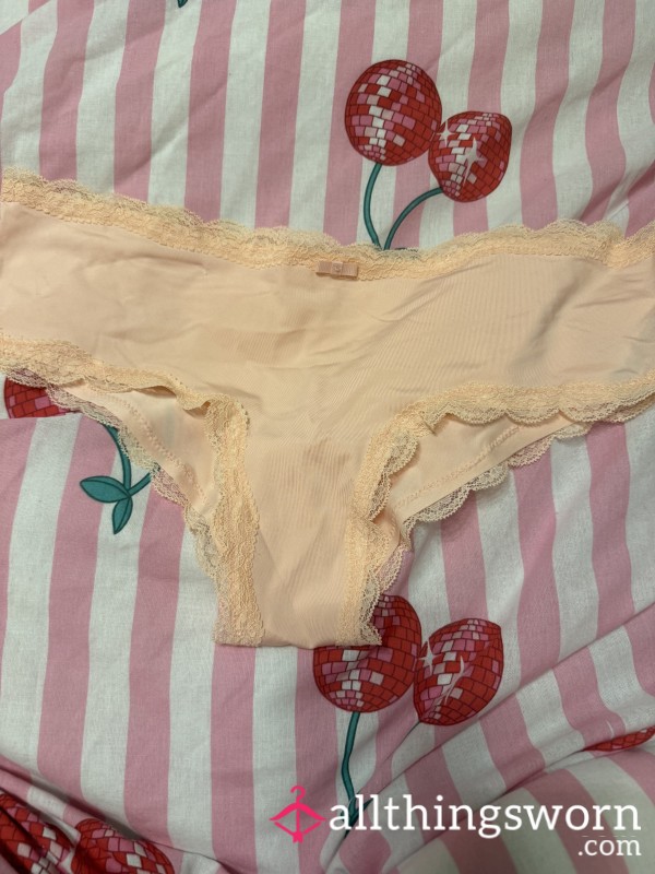 Let Me Soak My Pants In My Juicy C*m For You To Own