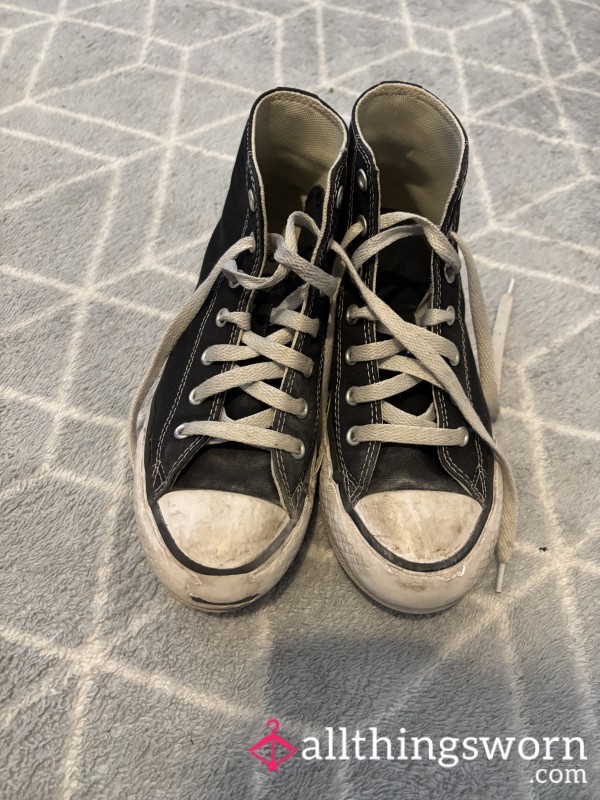 Smelly Converse