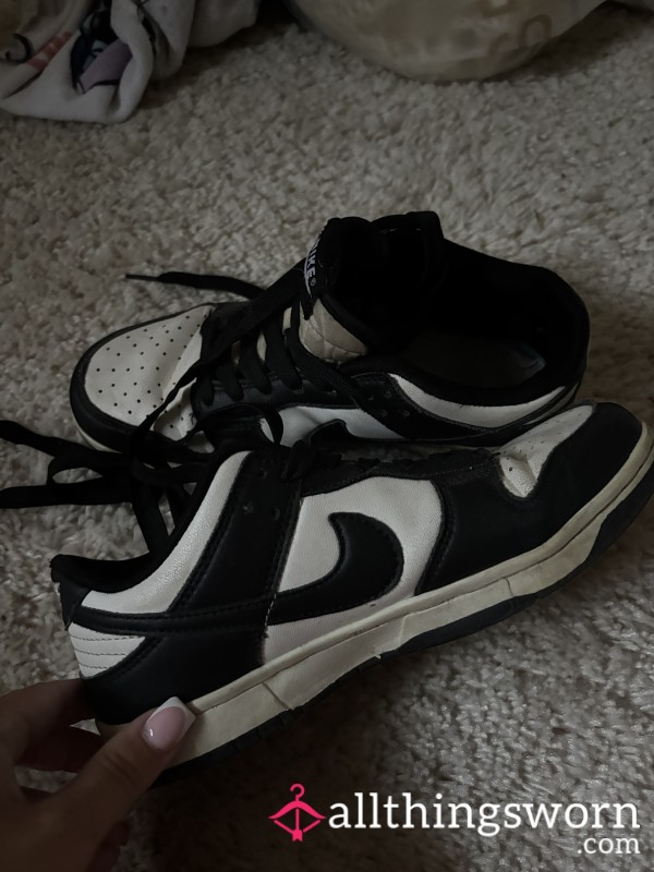 Smelly Gym Shoes Nike Dunks Size 4