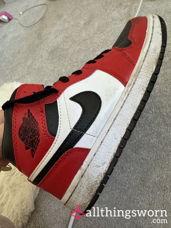 Smelly Jordan’s