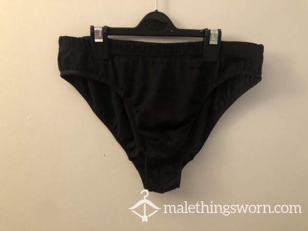 18 Y/o’s Smelly Medium Sized Black Briefs