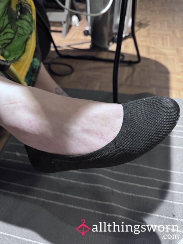Smelly Older Flats