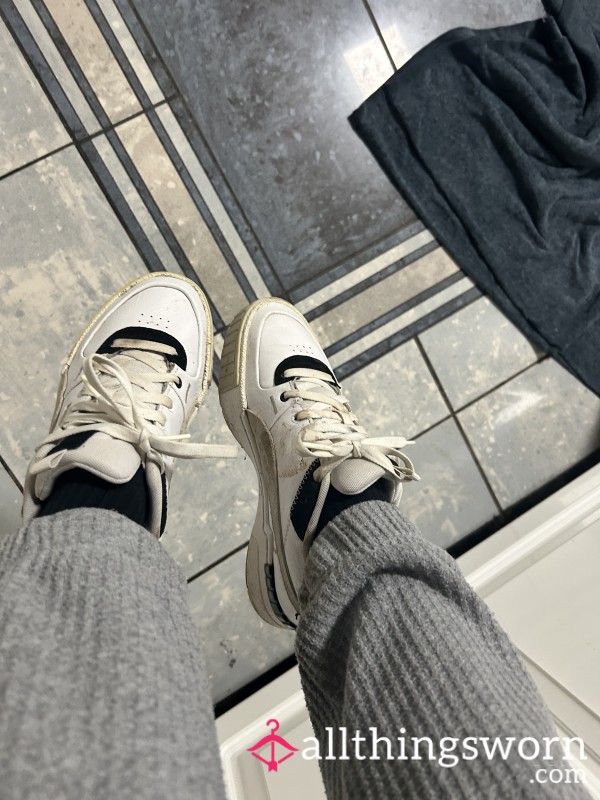Smelly Puma Trainers Size 6