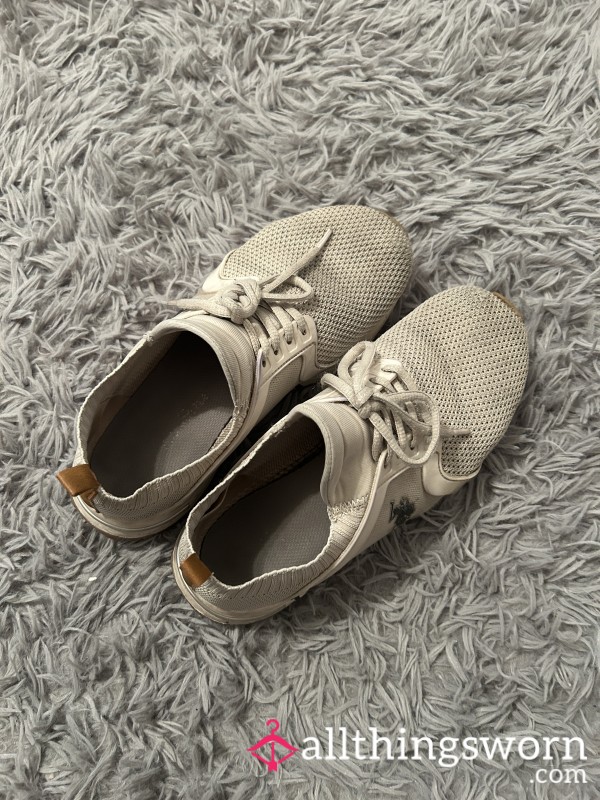 Smelly Sneakers