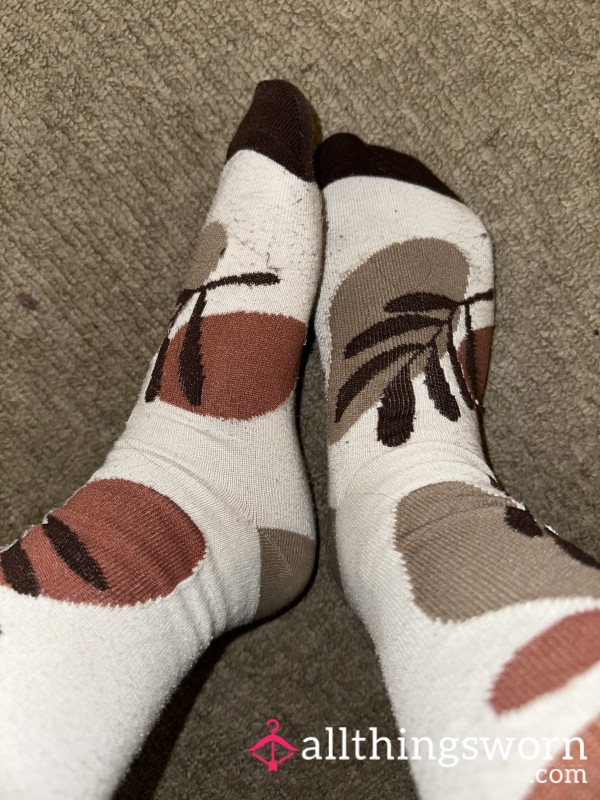 Smelly Socks.. I’ve Been On My Feet All Day🥵