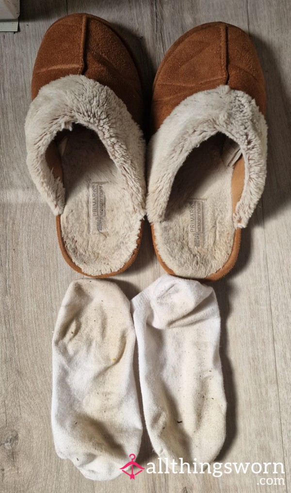 Smelly Soft White Trainer Socks – 3 Days Of Indoor Heat 👣💦