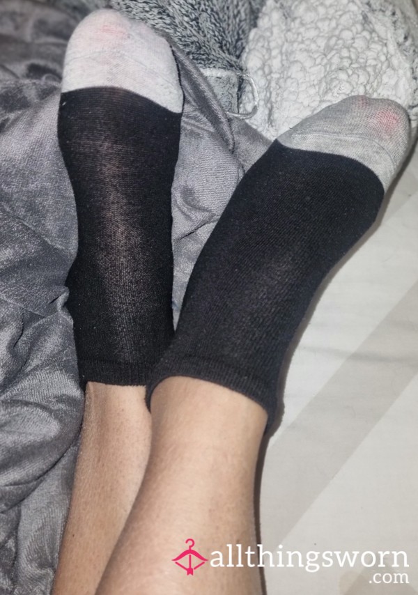 🖤 Smelly Trainer Socks 🖤