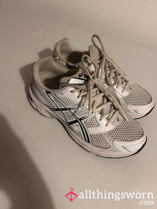 Smelly Well Loved Trainers