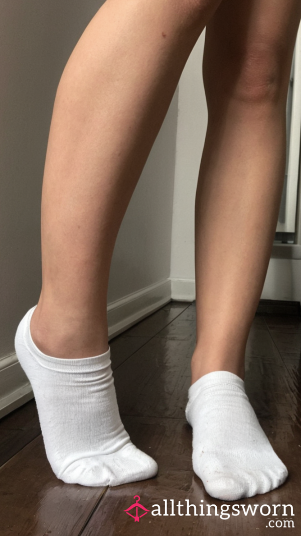 Smelly White Socks