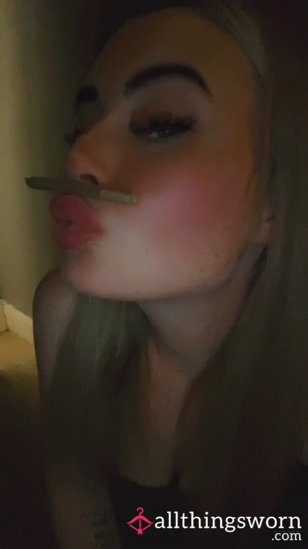 Puff With Me 🍁🍃 - Real Time Sessions🔥😈