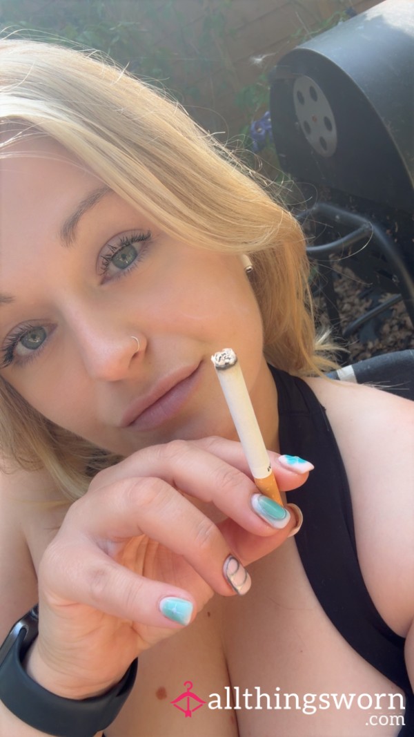 Smoking Moment