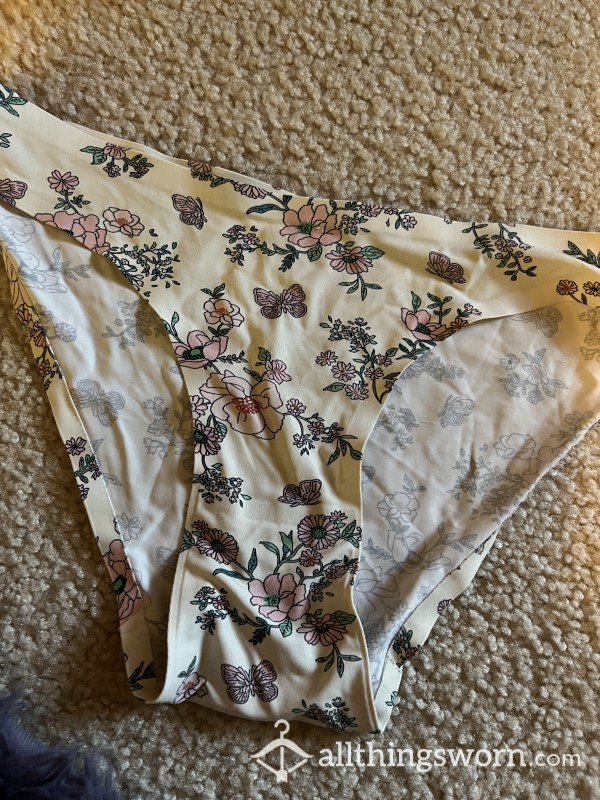 Smooth 🌸 Flower Panties $30