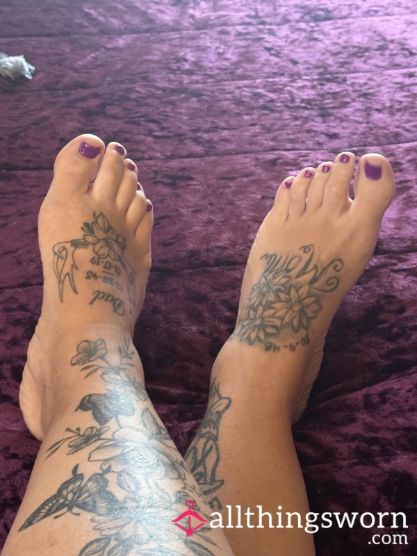 Smothering My Feet In Lotion
