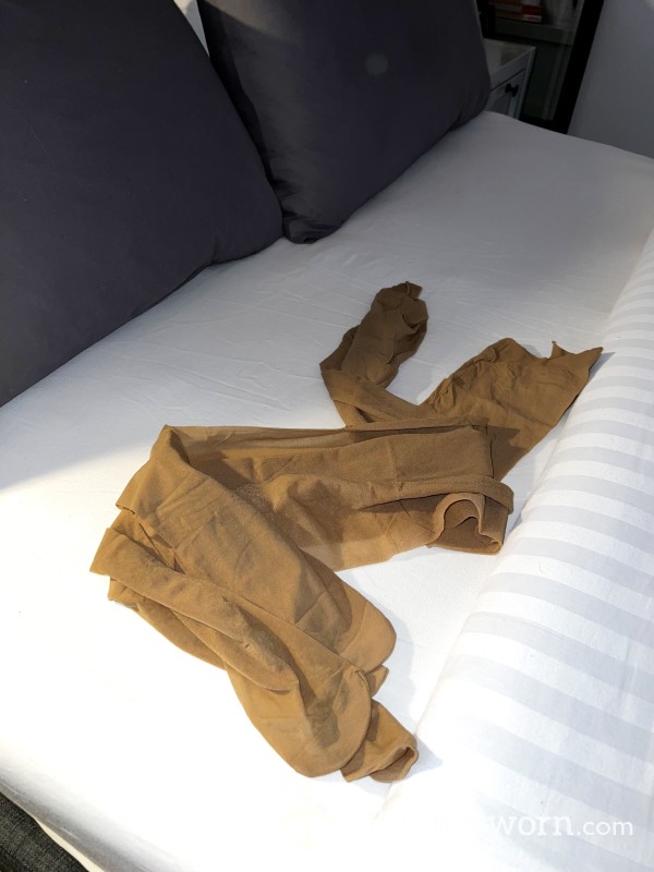 🐍🐍 Ssslip Into Something A Little More Dangerous… Snake Skins In Your Bed! 🐍 🐍 Fresh From The Office – Worn 24 Hours Straight In The Wild Corporate Jungle.