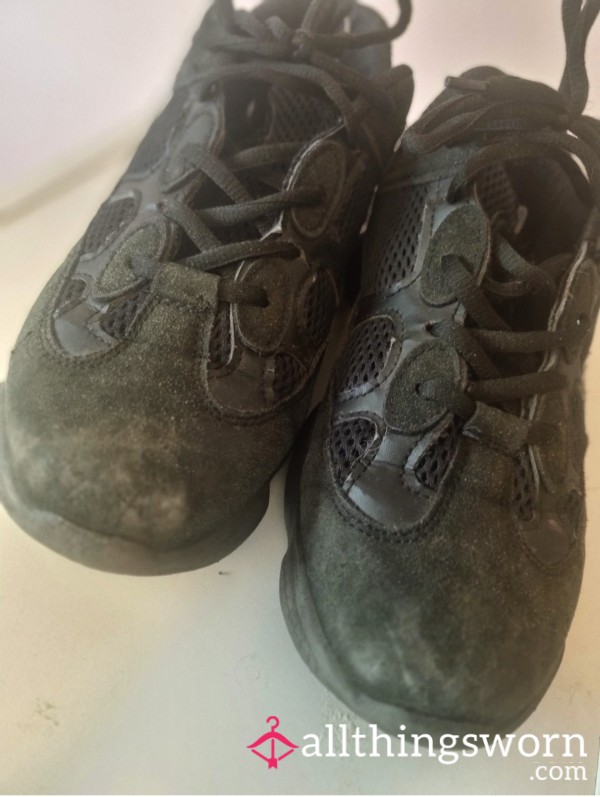 Sneaker