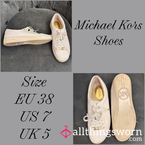 Sneaker White Michael Kors In Leather With Gold Accents.