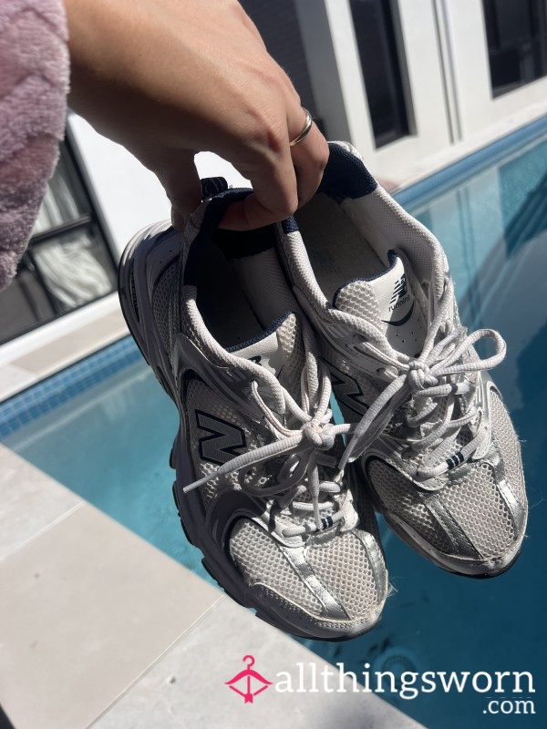 Sneakers - Full Of Scent & Sweat💦