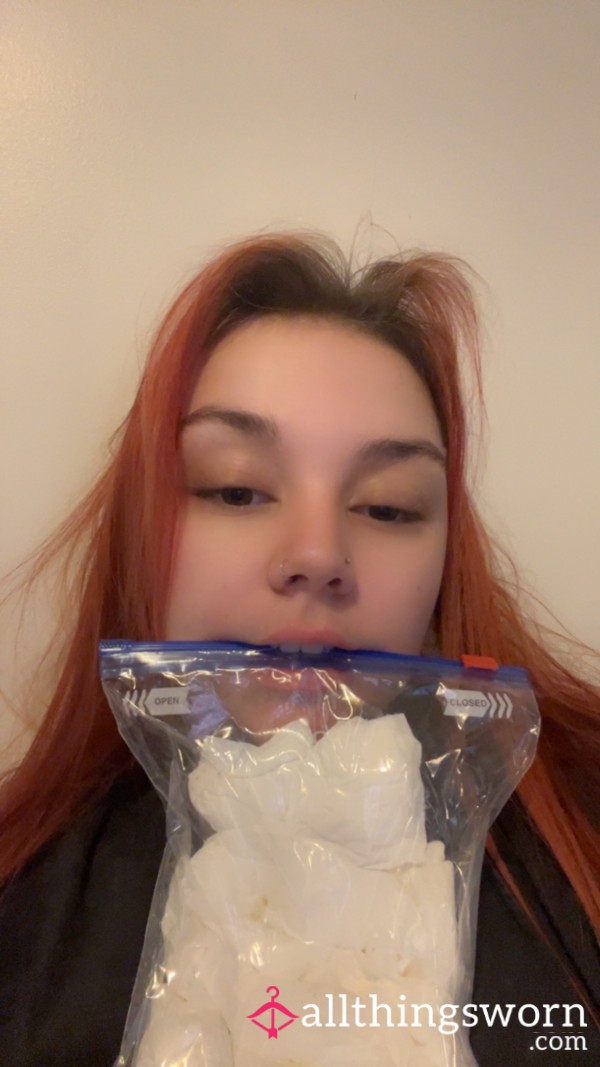 Snotty Tissues🟢