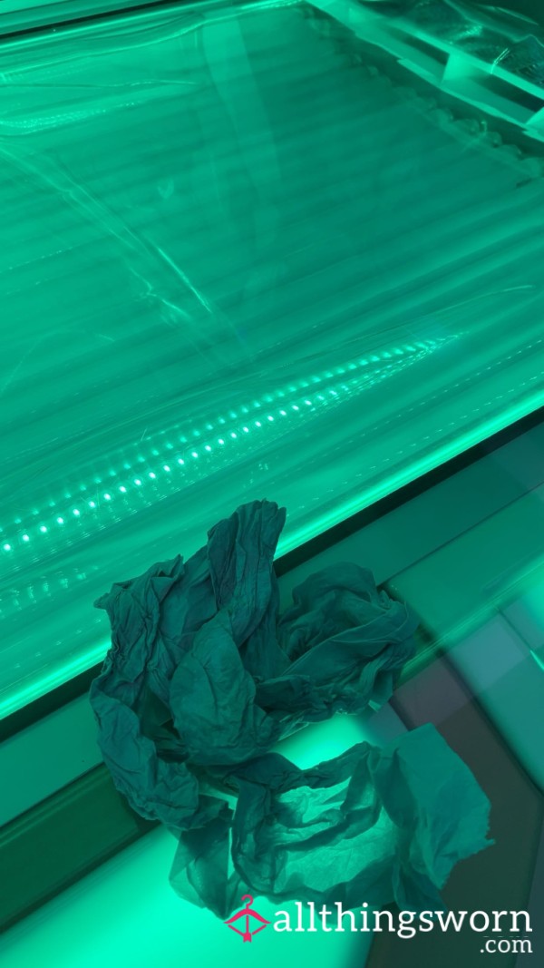 Soaking Wet Sunbed Tissues🤤💦