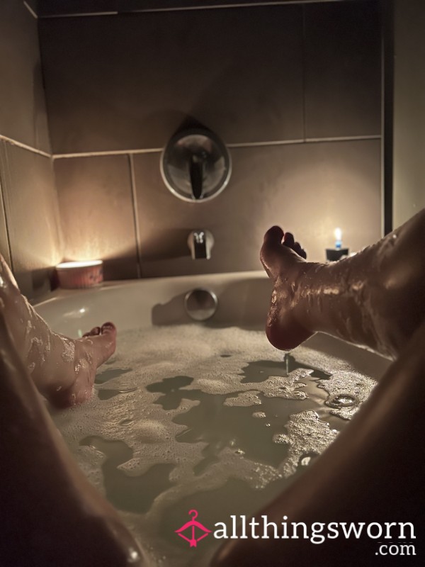 Soapy Bathtub Set