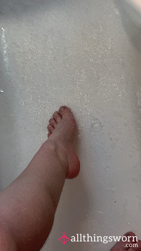 Soapy Piggies 🫧